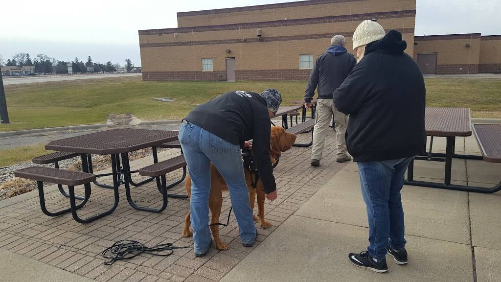 Subway | restaurant | 809 E Prairie St, Belle Plaine, MN 56011, USA | 9528732677 OR +1 952-873-2677