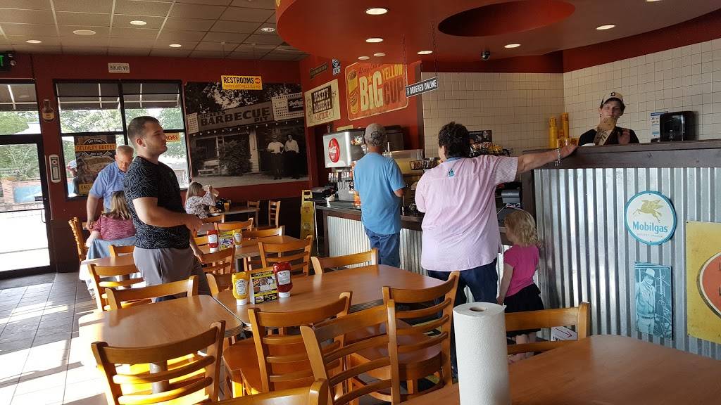 Dickeys Barbecue Pit | restaurant | 105 S Dixieland St Ste A, Lowell, AR 72745, USA | 4793472633 OR +1 479-347-2633