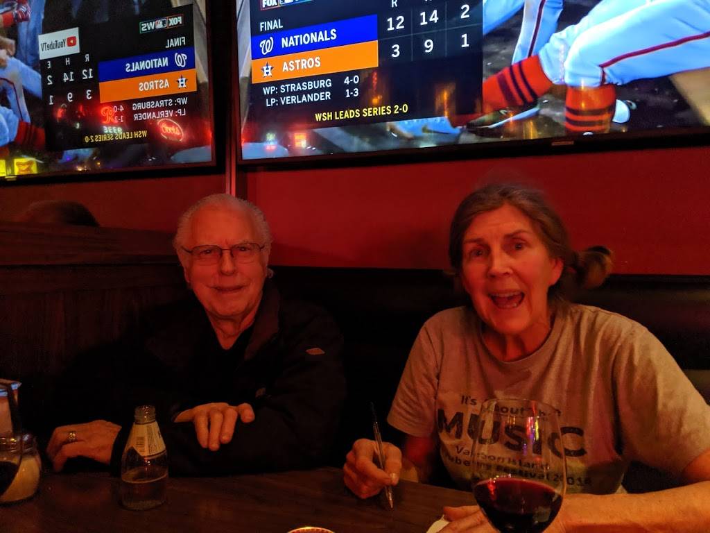 O Sole Mio | restaurant | 17607 Vashon Hwy SW, Vashon, WA 98070, USA | 2064087826 OR +1 206-408-7826