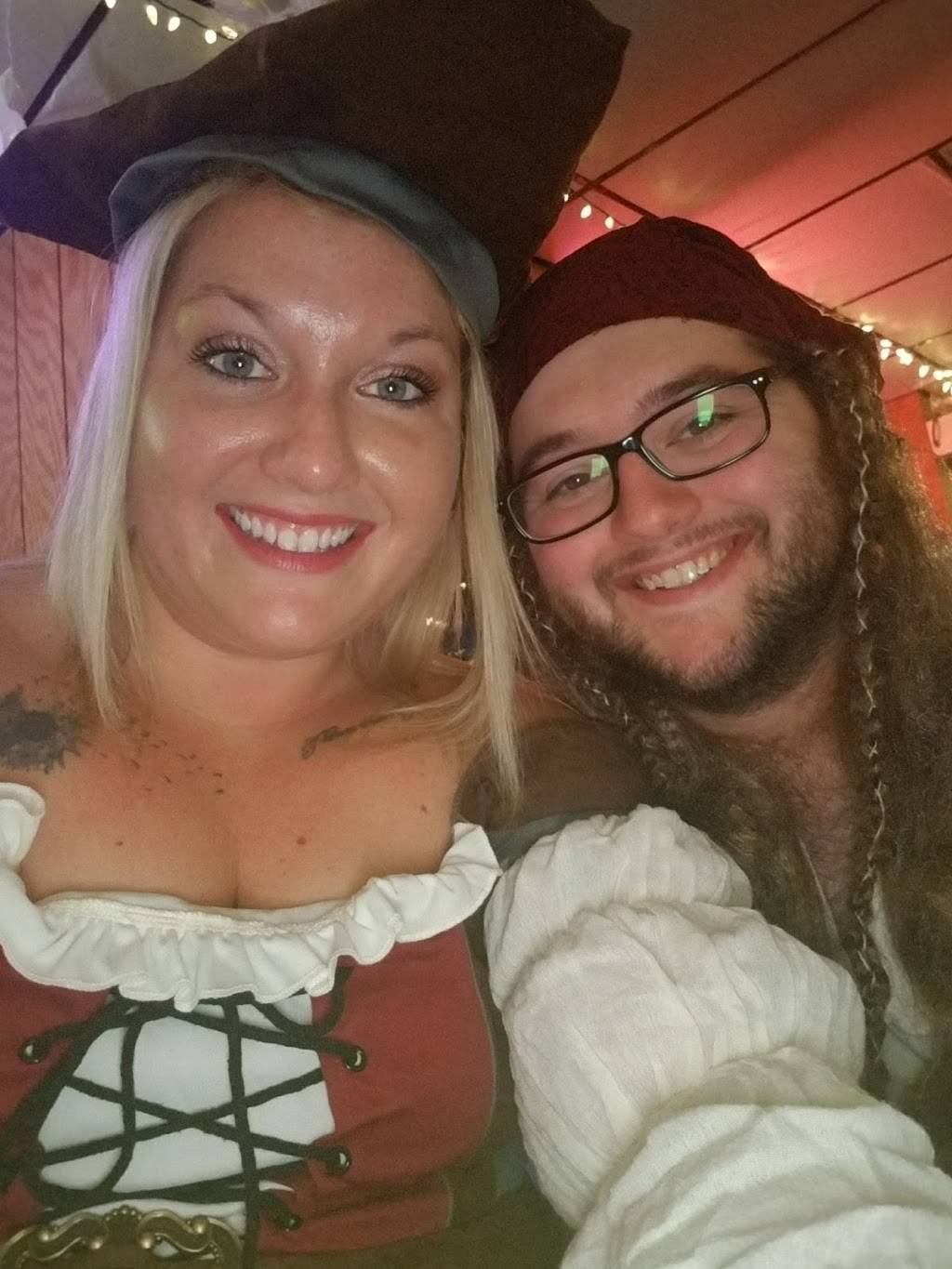 Steve’s Village Inn | restaurant | 30 N Main St, Kingston, OH 45644, USA | 7406422082 OR +1 740-642-2082