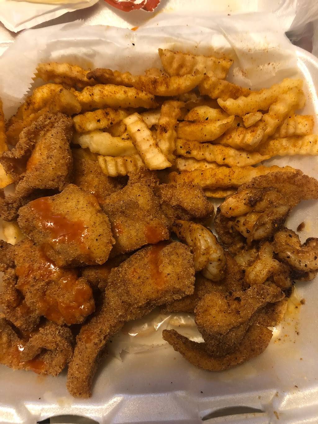 Redds Snapper Seafoods II | restaurant | 6016 W Lisbon Ave, Milwaukee, WI 53210, USA | 4144424774 OR +1 414-442-4774