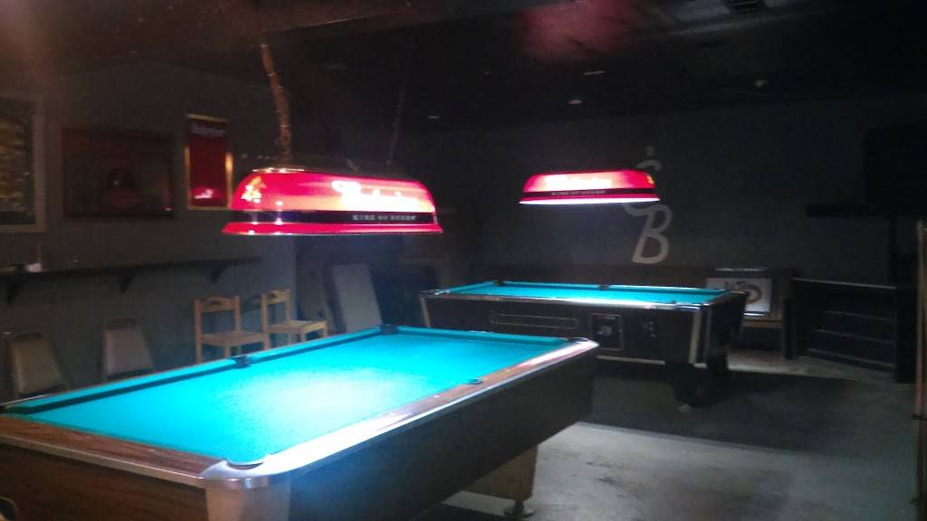 The City Bar | restaurant | 115 NW 2nd Ave, Trenton, FL 32693, USA | 3524631494 OR +1 352-463-1494