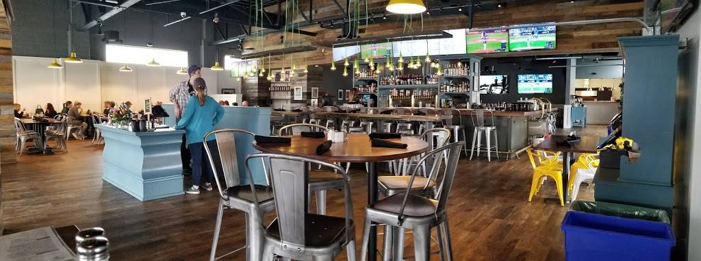 Esters Neighborhood Pub | restaurant | 2201 Oneida St, Denver, CO 80207, USA | 3039974173 OR +1 303-997-4173