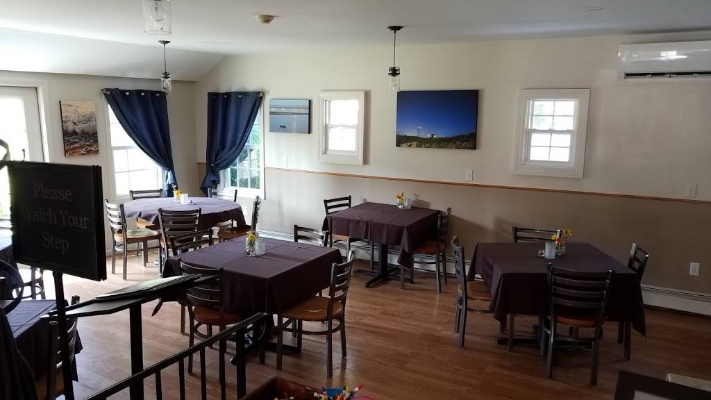 The Talkative Pig | restaurant | 2642 Main St, South Chatham, MA 02659, USA | 5084305211 OR +1 508-430-5211