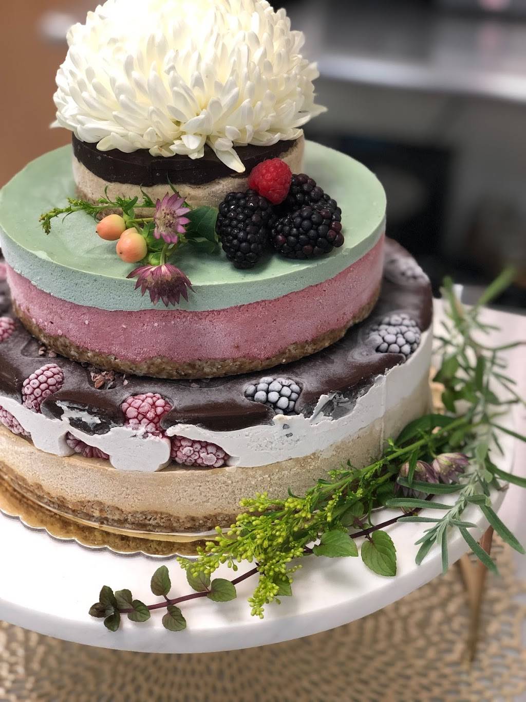 Raw Monje | bakery | 220 Krams Ave, Philadelphia, PA 19127, USA | 2157980073 OR +1 215-798-0073