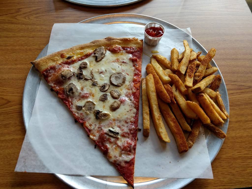 Detroit Pizza Factory | restaurant | 8471 N Telegraph Rd, Dearborn Heights, MI 48127, USA | 3132783355 OR +1 313-278-3355