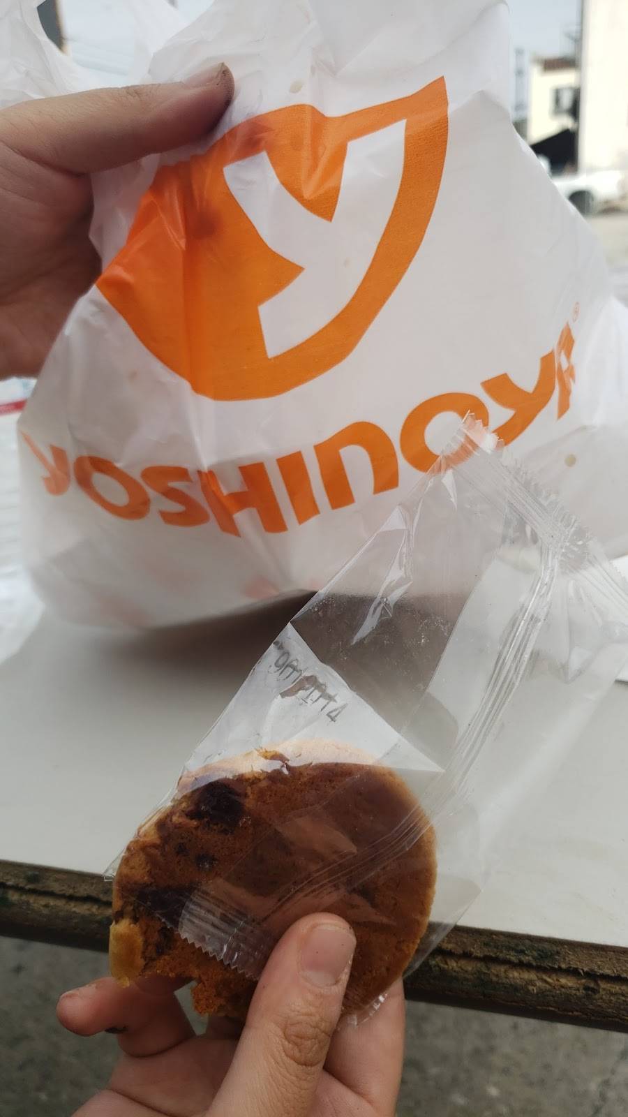 Yoshinoya Western & Venice | restaurant | 1570 S Western Ave, Los Angeles, CA 90006, USA | 3237333317 OR +1 323-733-3317