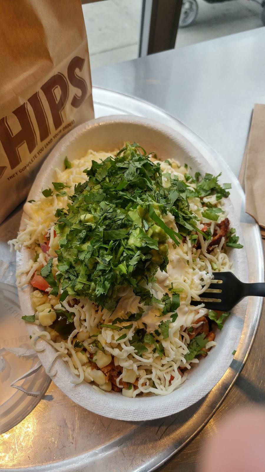 Chipotle Mexican Grill | restaurant | 1166 N State St, Chicago, IL 60610, USA | 3126548637 OR +1 312-654-8637