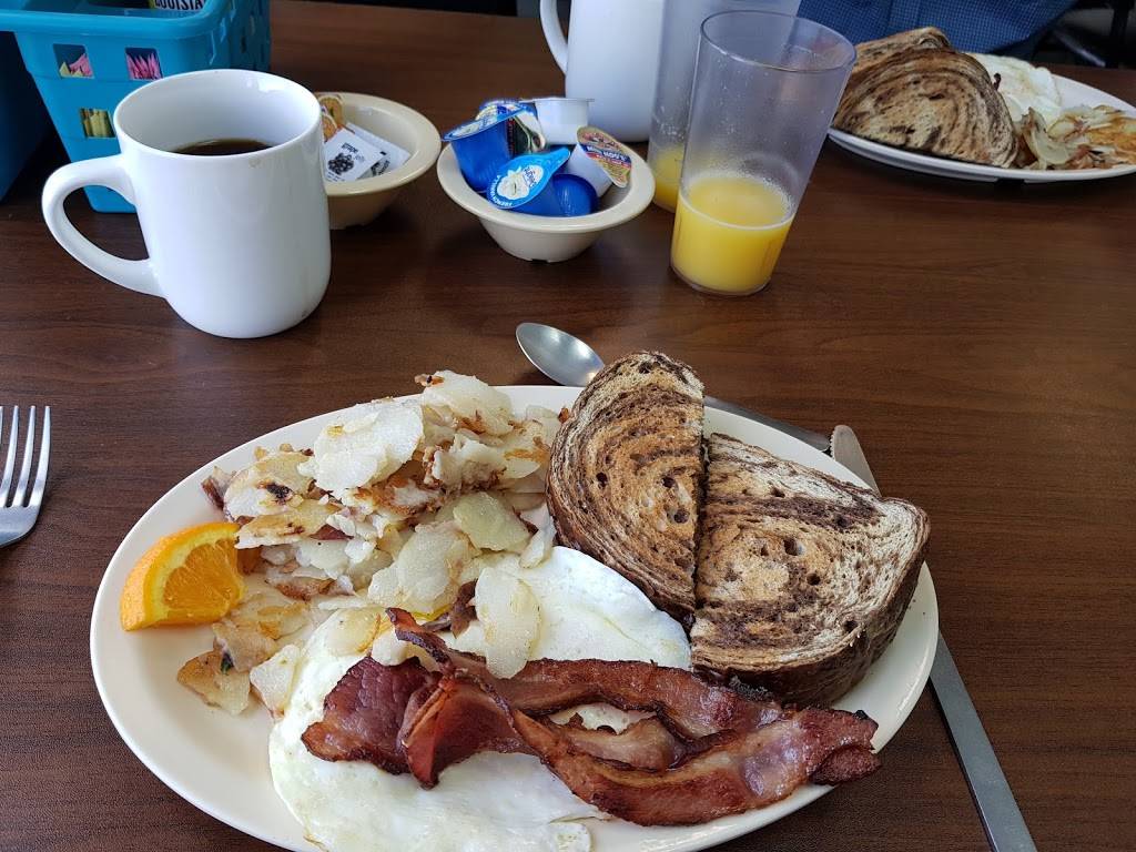 Airgate Cafe | cafe | 2022 Aero Cir, New Smyrna Beach, FL 32168, USA | 3864780600 OR +1 386-478-0600