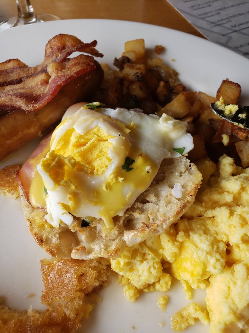 Burntwood Tavern Lyndhurst | restaurant | 5835 Landerbrook Dr, Lyndhurst, OH 44124, USA | 4404591155 OR +1 440-459-1155