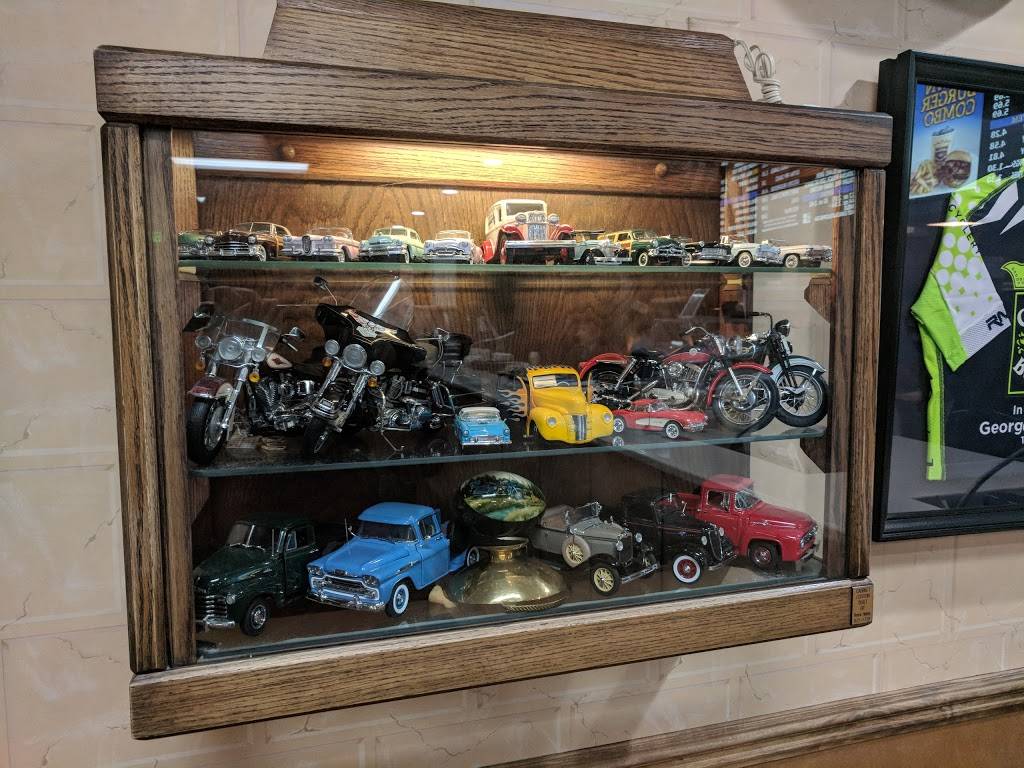 Crown Burgers | restaurant | 2684 3200 W, West Valley City, UT 84119, USA | 8019728586 OR +1 801-972-8586