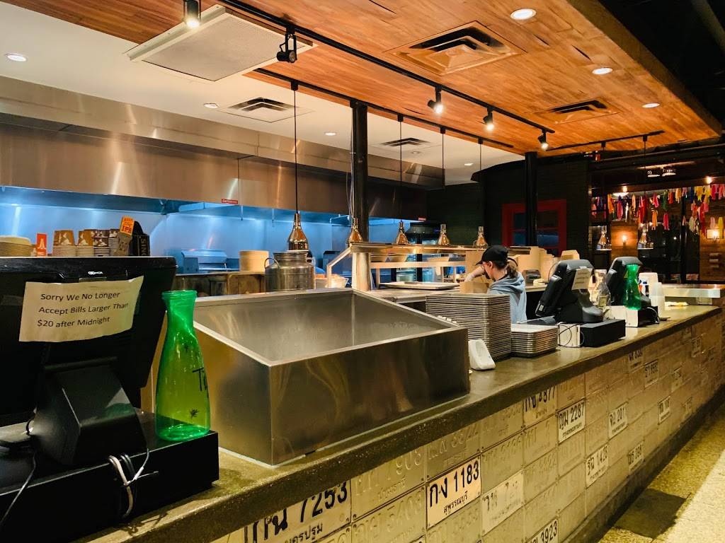 crushcraft Thai Eats | restaurant | 2800 Routh St #150, Dallas, TX 75201, USA | 9726777038 OR +1 972-677-7038