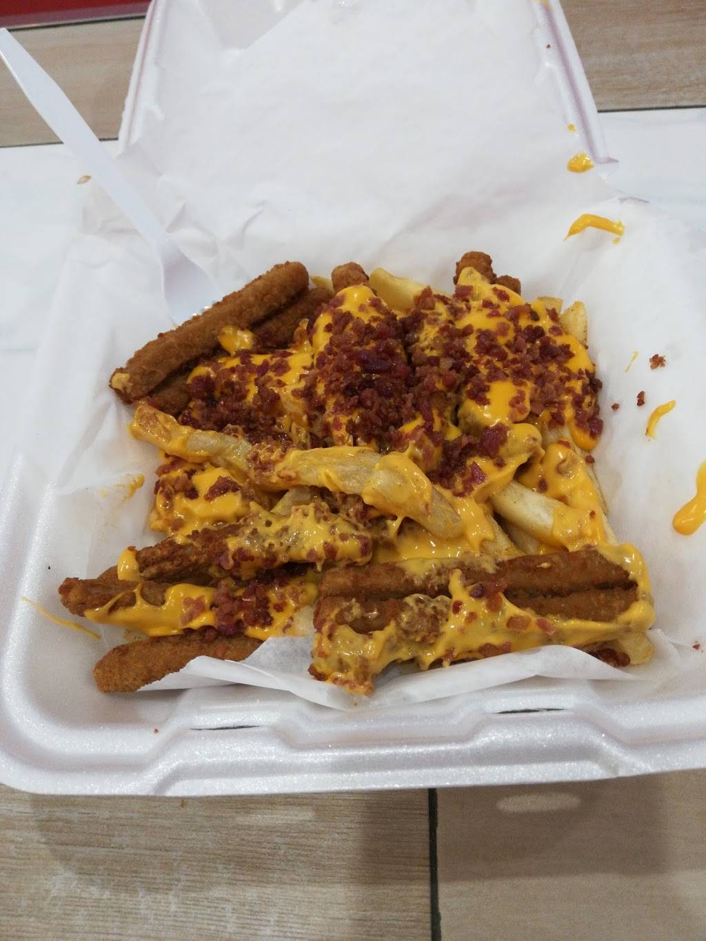 The Deli | restaurant | 2801 Wilma Rudolph Blvd, Clarksville, TN 37040, USA | 9315720720 OR +1 931-572-0720