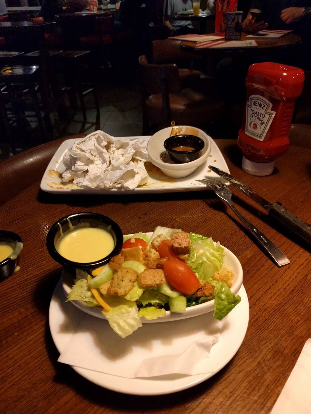 TGI Fridays | restaurant | 10811 International Dr, Orlando, FL 32821, USA | 4073515870 OR +1 407-351-5870