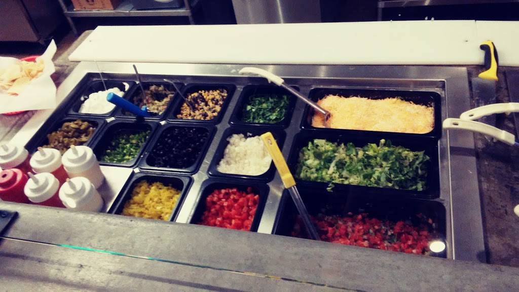 Bubba Ritos | restaurant | 135 W Grand Ave, Rainbow City, AL 35906, USA | 2562816070 OR +1 256-281-6070