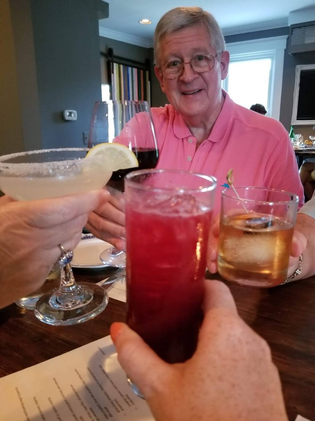 The Reserve | restaurant | 1314, 2216 Mt Vernon Ave, Alexandria, VA 22301, USA | 7035492999 OR +1 703-549-2999