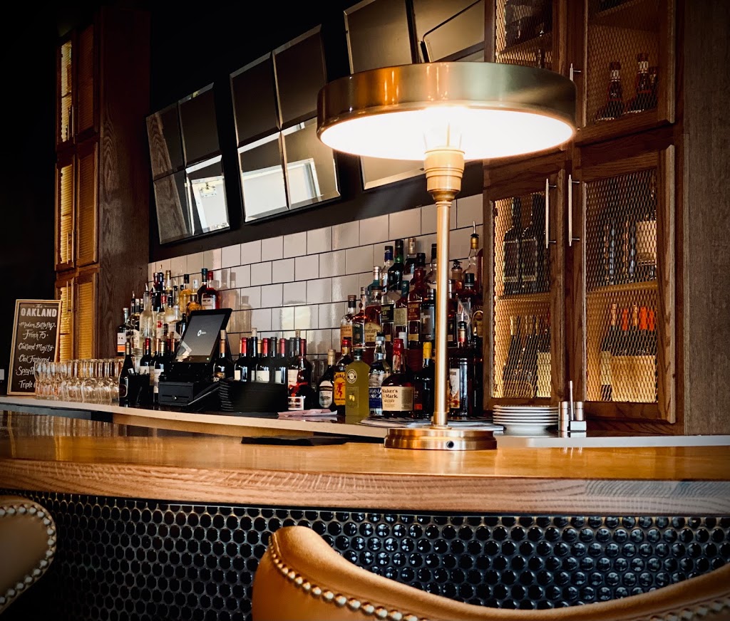 The Oakland Kitchen & Bar | restaurant | 4972 Adams Rd, Oakland Charter Township, MI 48306, USA | 2484813860 OR +1 248-481-3860