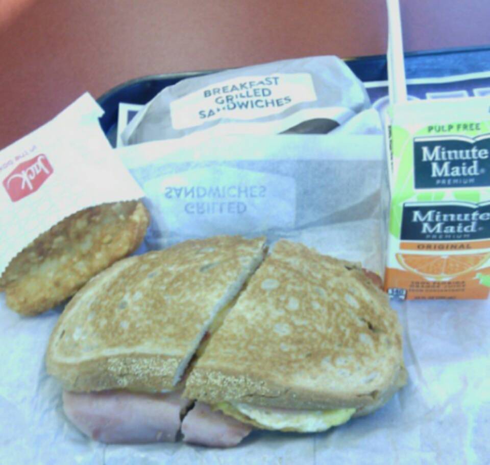 Jack in the Box | restaurant | 34504 Yucaipa Blvd, Yucaipa, CA 92399, USA | 9097975344 OR +1 909-797-5344