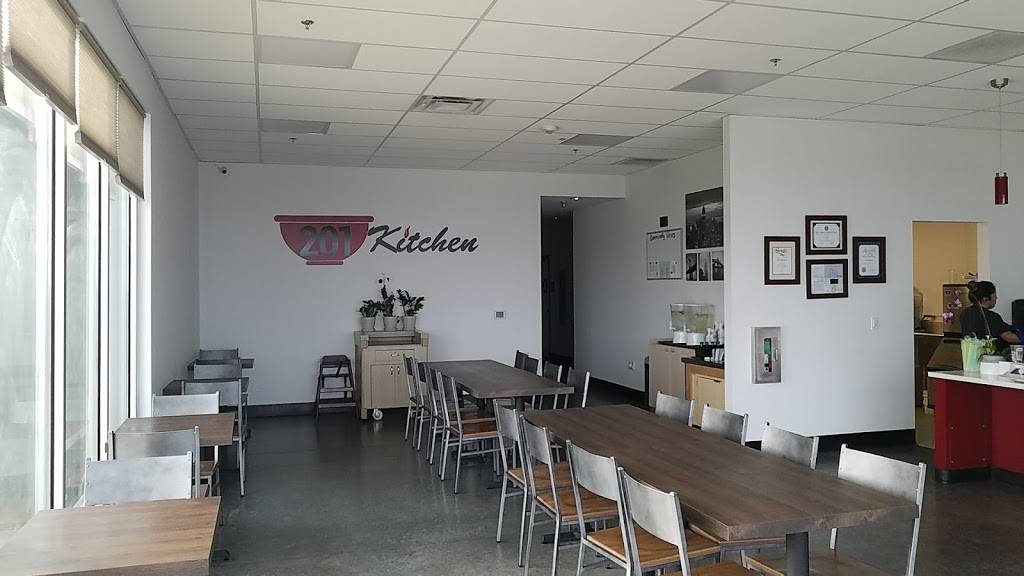 201 Kitchen | restaurant | 2453 Lacey Blvd #109, Hanford, CA 93230, USA | 5595899136 OR +1 559-589-9136