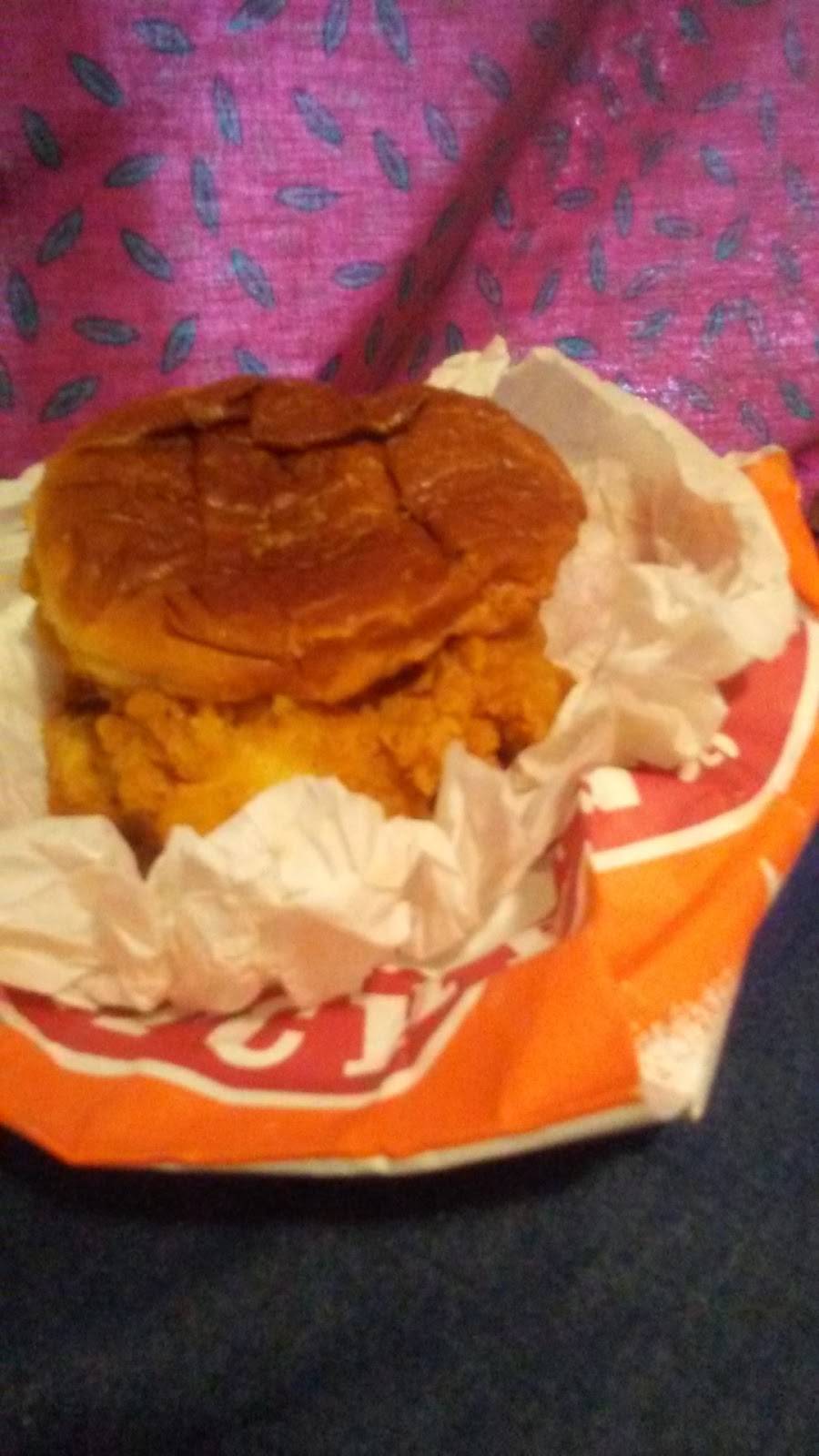 Popeyes Louisiana Kitchen | restaurant | 1717 Finley Blvd, Birmingham, AL 35204, USA | 2057148066 OR +1 205-714-8066