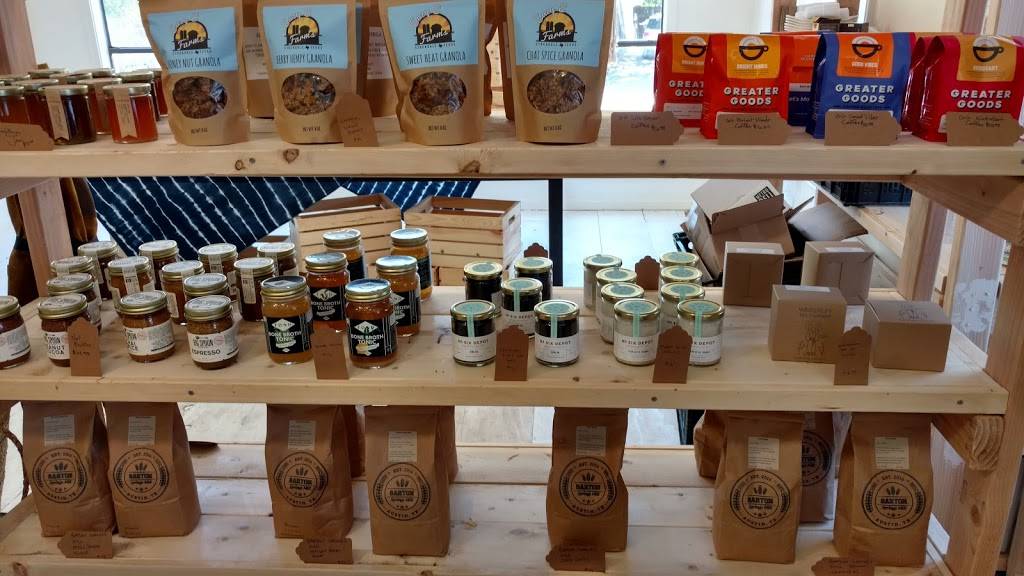 Vittles Market & Eatery | restaurant | 14015 Ranch Rd 12 #1, Wimberley, TX 78676, USA | 5125202532 OR +1 512-520-2532