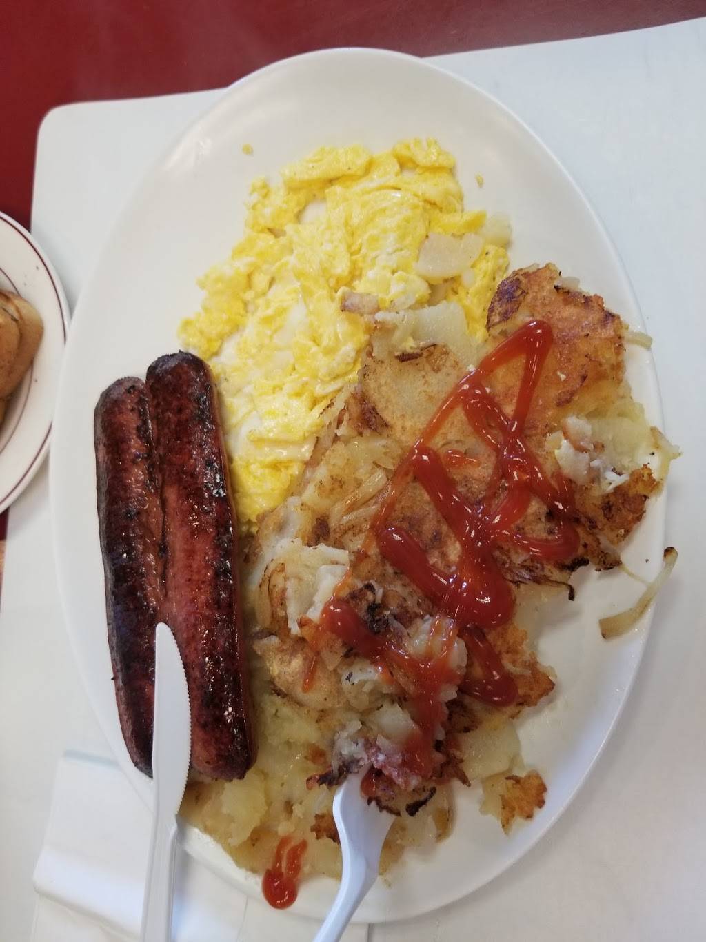 Texas Wieners | restaurant | 3963 Lancaster Ave, Philadelphia, PA 19104, USA | 2153877722 OR +1 215-387-7722