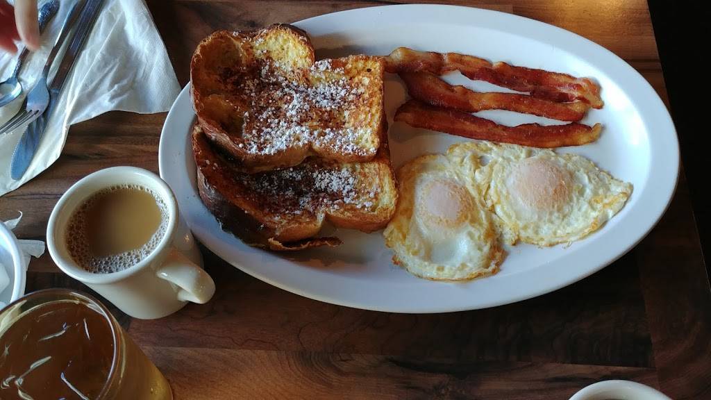 Lumberjack Inn | restaurant | 76 Main St, Tupper Lake, NY 12986, USA | 5183592910 OR +1 518-359-2910