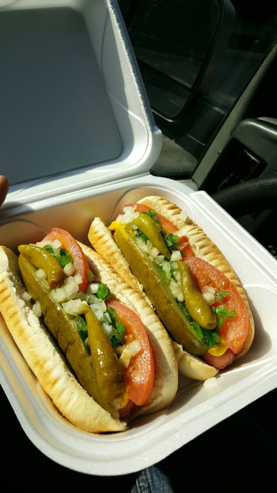 Mr Genes Dog House | restaurant | 3703 Beekman St, Cincinnati, OH 45223, USA | 5135417636 OR +1 513-541-7636