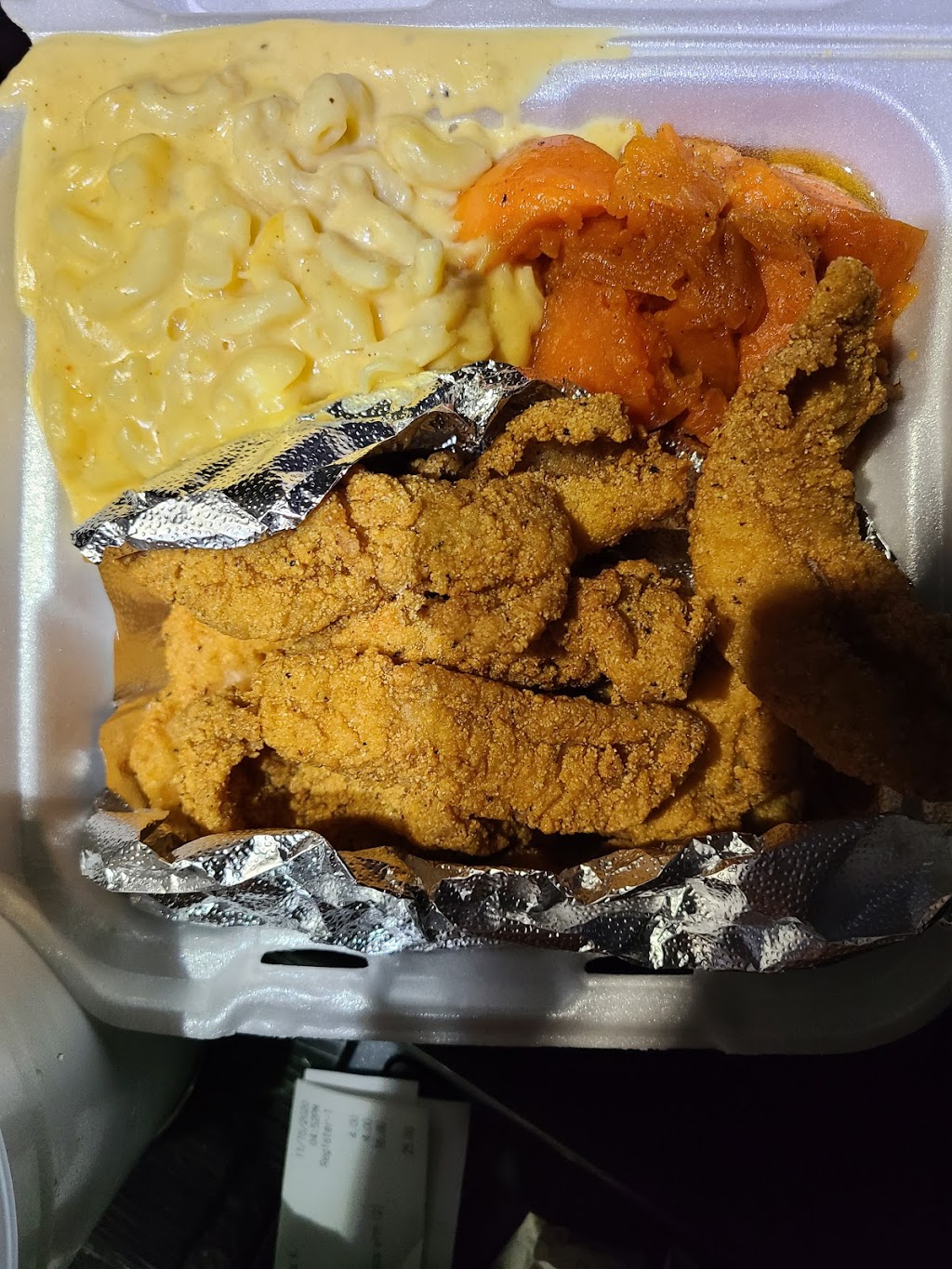 Novs Soul Spot | restaurant | 3013 F St, Bakersfield, CA 93301, USA | 6618734353 OR +1 661-873-4353