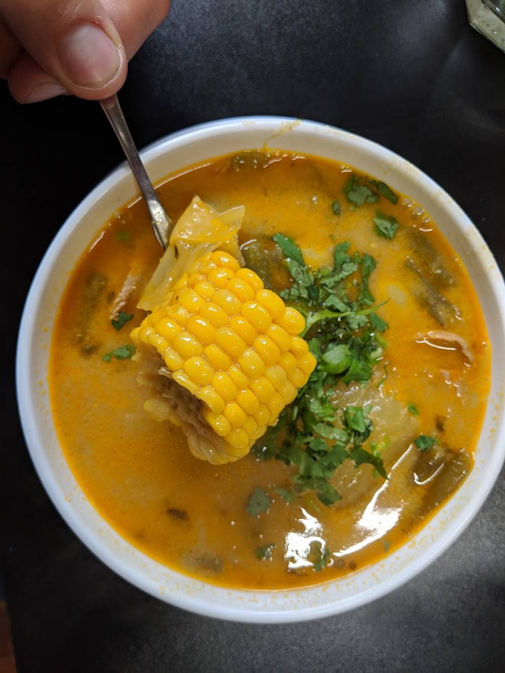 Antojitos Ecuatorianos 2 | restaurant | 2535 36th Ave, Astoria, NY 11106, USA | 7189377344 OR +1 718-937-7344