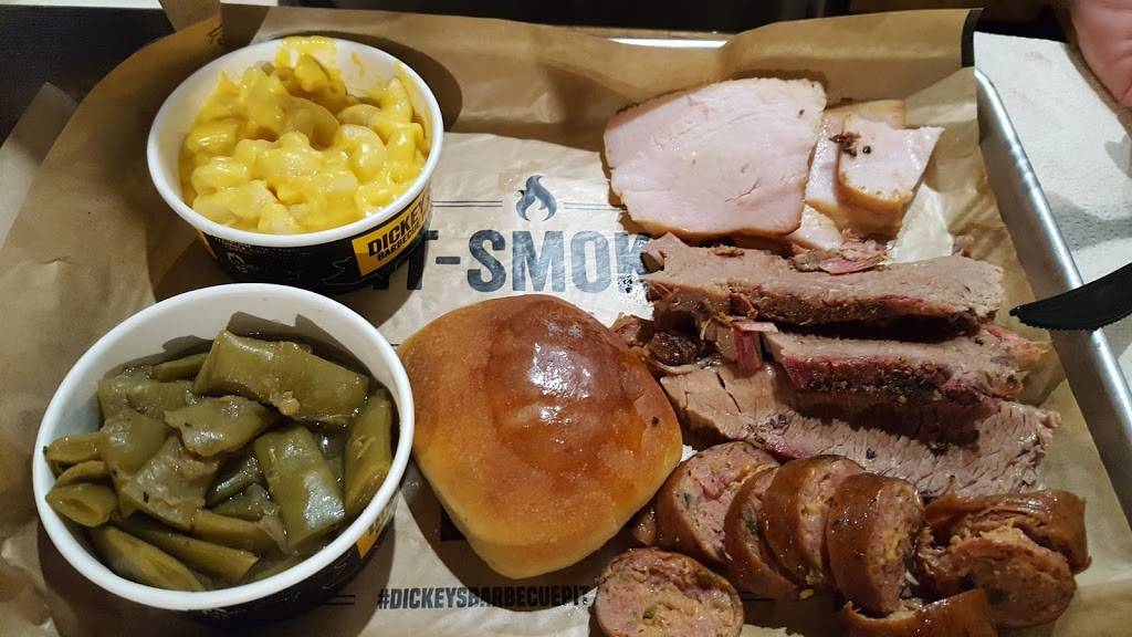 Dickeys Barbecue Pit | restaurant | 6608 Gulf Fwy Suite 700, La Marque, TX 77568, USA | 8888386558 OR +1 888-838-6558
