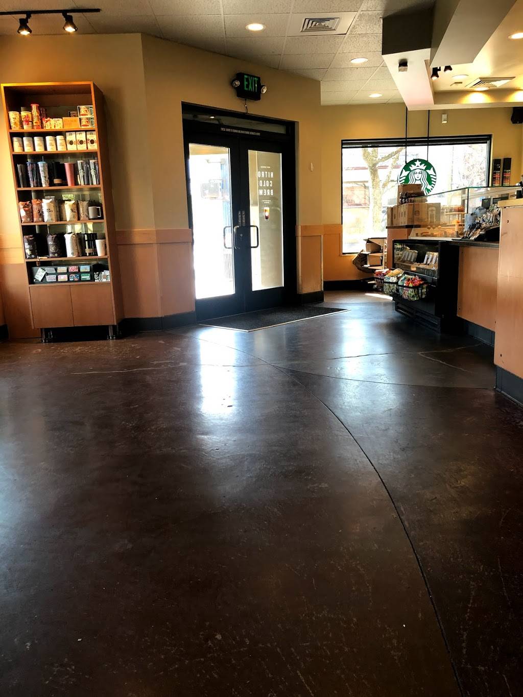 Starbucks | cafe | 700 Texas St, Fairfield, CA 94533, USA | 7074218274 OR +1 707-421-8274