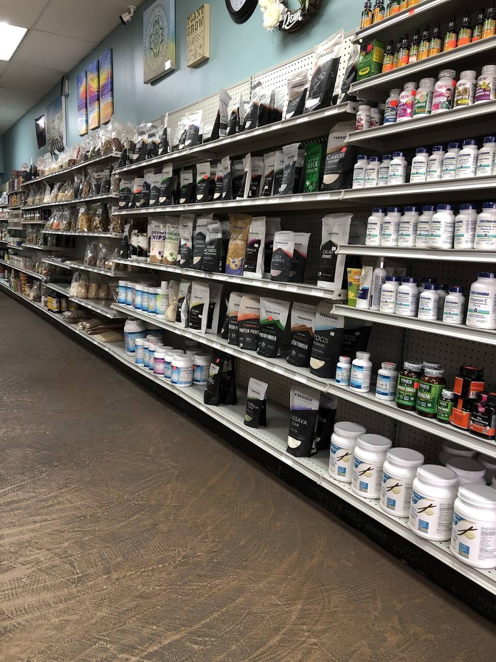 Lulu’s Empowering Goods | restaurant | 750 Wellwood Ave, Lindenhurst, NY 11757, USA | 6314504817 OR +1 631-450-4817