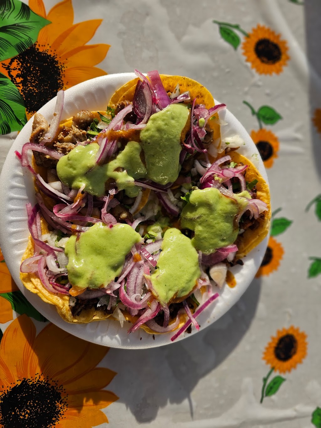 Tacos los gordos | restaurant | 17595 Slover Ave, Bloomington, CA 92316, USA | 3239074235 OR +1 323-907-4235