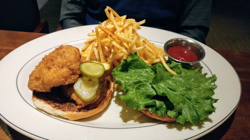 J. Alexanders Restaurant | restaurant | 10296 Bistro Dr, Jacksonville, FL 32246, USA | 9049967147 OR +1 904-996-7147