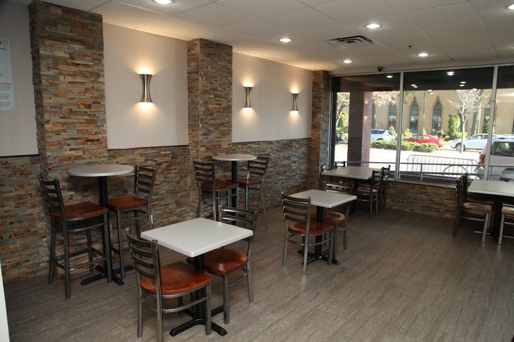 Jazzy Wings & Southern Cuisine | restaurant | 110-46 Merrick Blvd, Jamaica, NY 11433, USA | 3474944727 OR +1 347-494-4727