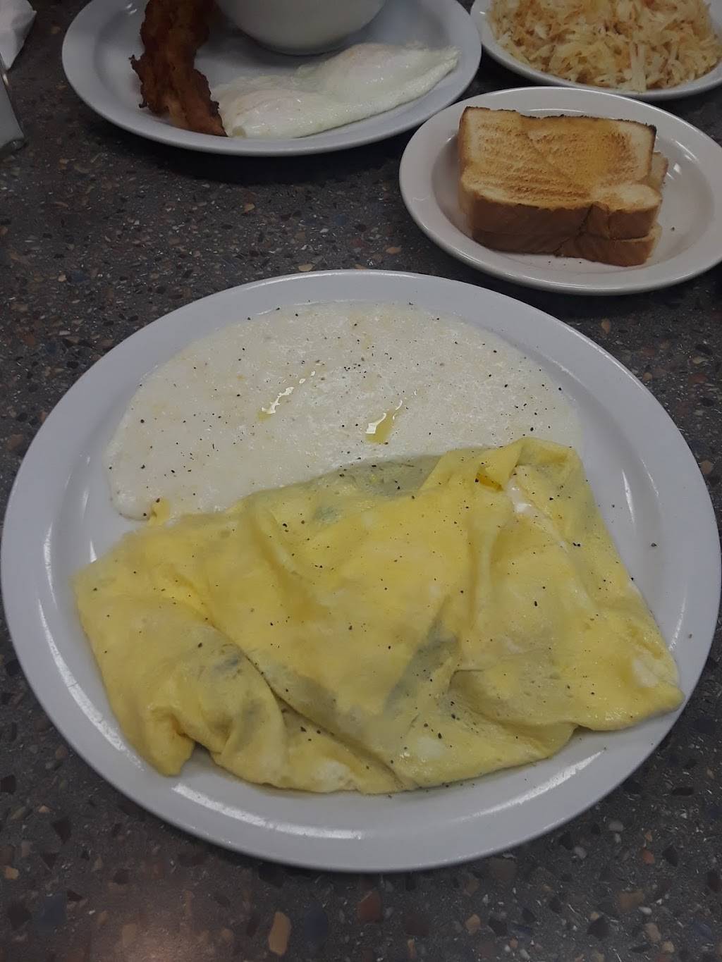 Omelette cafe | restaurant | Hinesville, GA 31313, USA | 9123325138 OR +1 912-332-5138