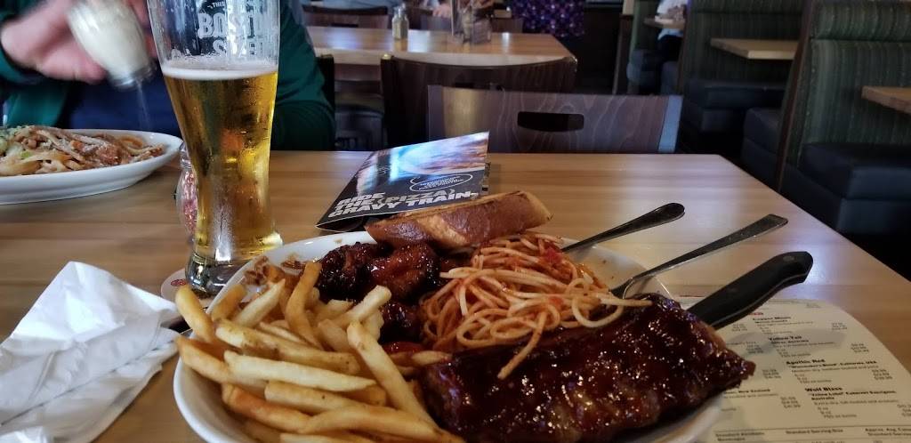 Boston Pizza | restaurant | 1563 Main St W, Hamilton, ON L8S 1E6, Canada | 9057771919 OR +1 905-777-1919