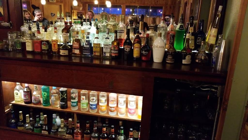 Grizzly Grill | restaurant | 250 Bonta St, Blairsden, CA 96103, USA | 5308361300 OR +1 530-836-1300