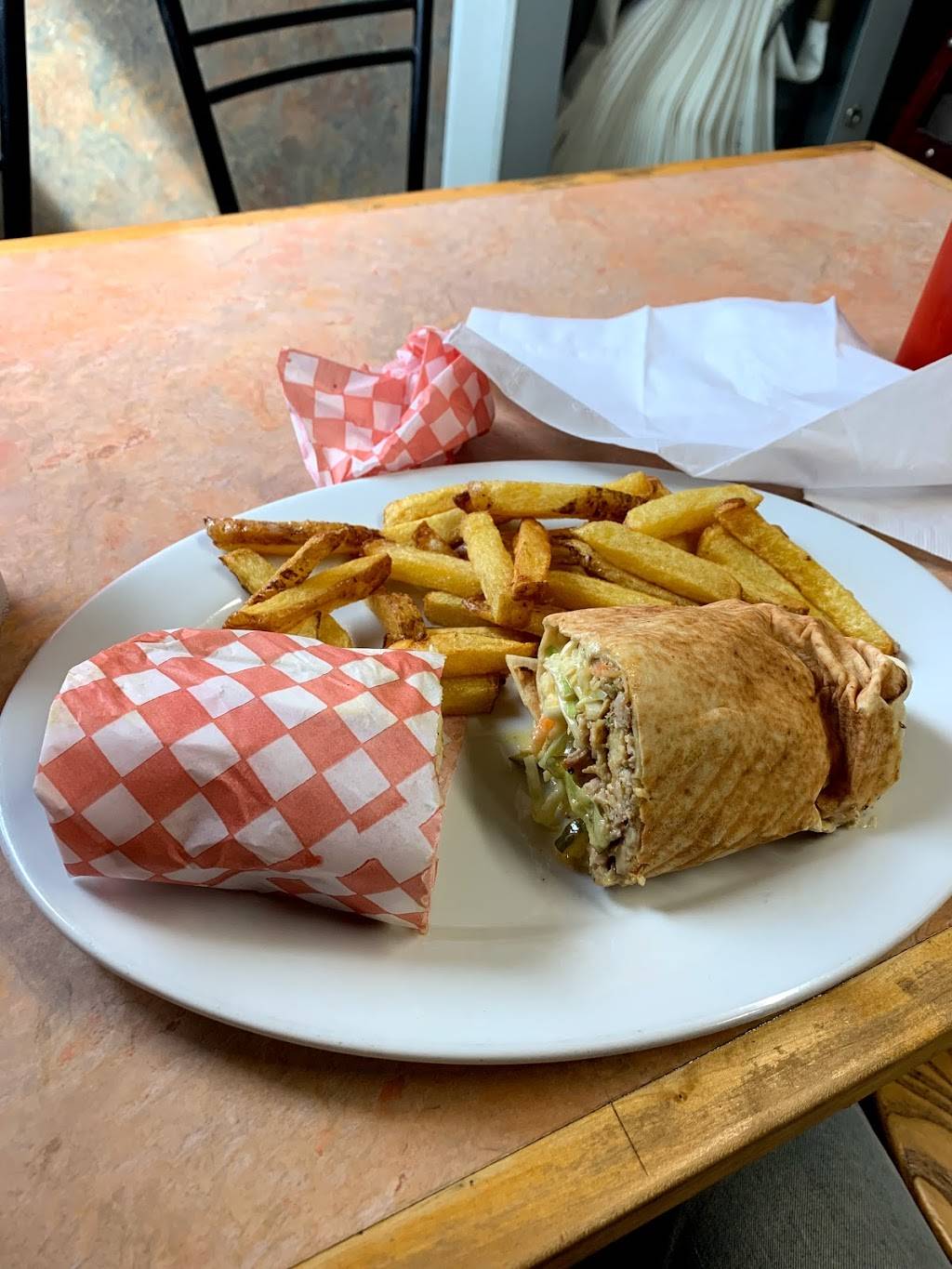 Flame Shawarma And Grill | restaurant | 2515 Derry Rd E, Mississauga, ON L4T 1A1, Canada | 9056738646 OR +1 905-673-8646