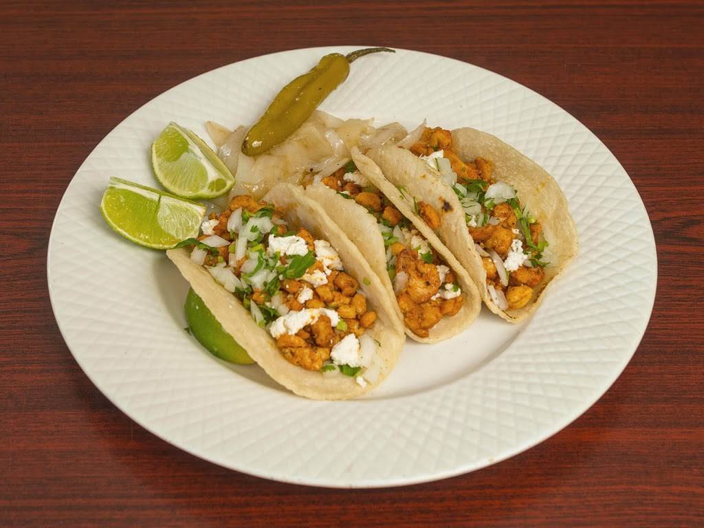 Restaurant Gomez Cifuentes | restaurant | 4201 Broadway Ave, West Palm Beach, FL 33407, USA | 5613703131 OR +1 561-370-3131