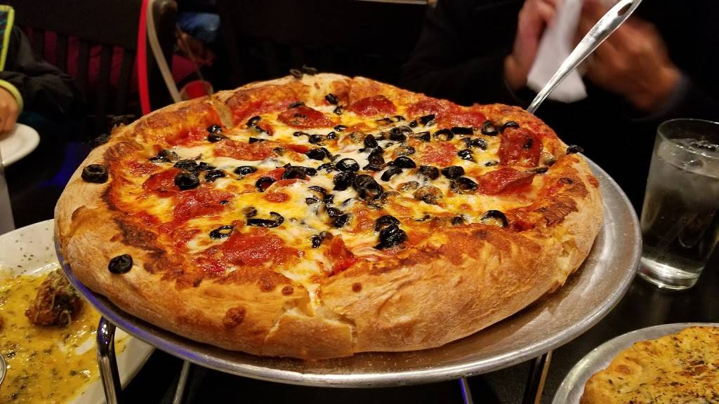 Rubianos | restaurant | 600 Dutton Ave, San Leandro, CA 94577, USA | 5105531000 OR +1 510-553-1000