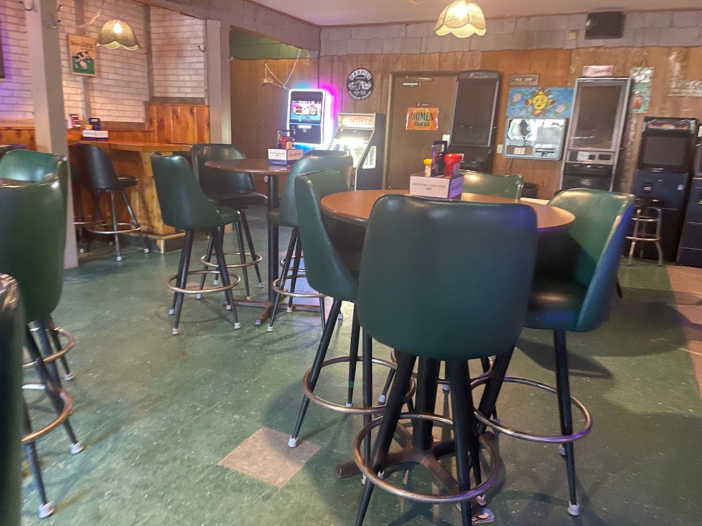 Crafty Rooster Pub and Eatery | restaurant | 5831 Maple St, Brule, WI 54820, USA | 7153725038 OR +1 715-372-5038