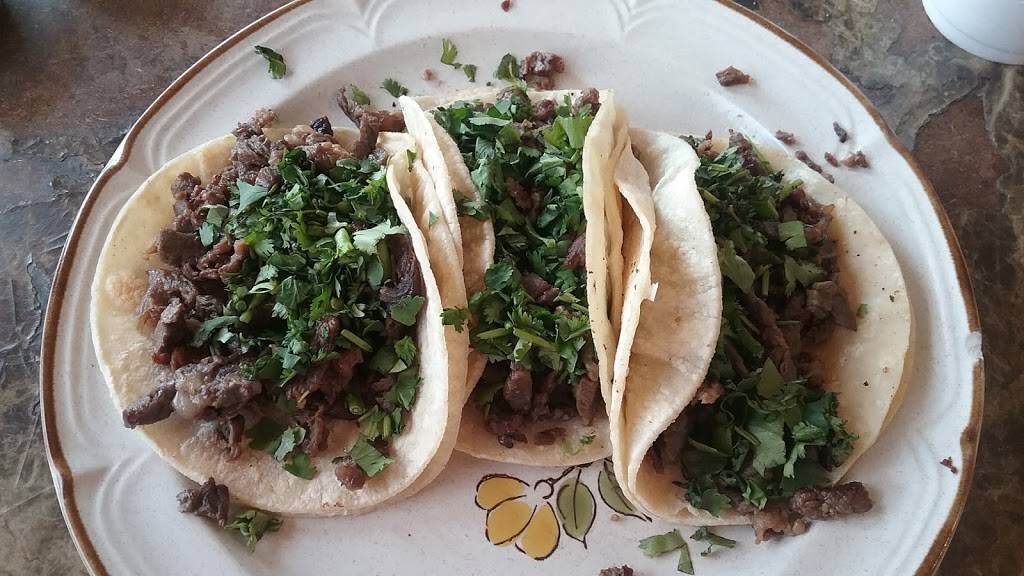 Flames Corona Burgers | restaurant | 307 E 6th St, Corona, CA 92879, USA | 9512728778 OR +1 951-272-8778