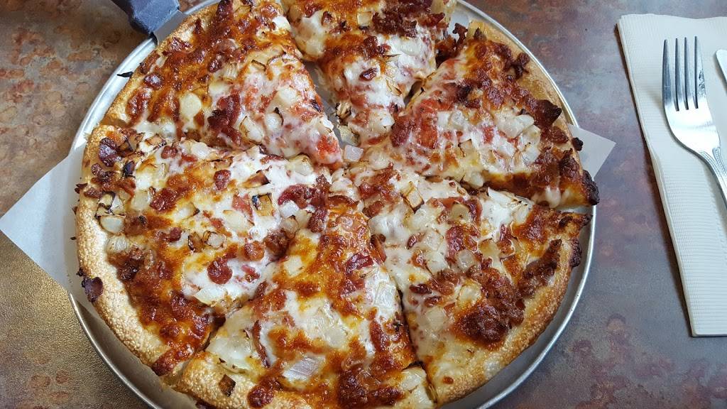 Longos Pizza | restaurant | 8907 Mentor Ave, Mentor, OH 44060, USA | 4409748282 OR +1 440-974-8282