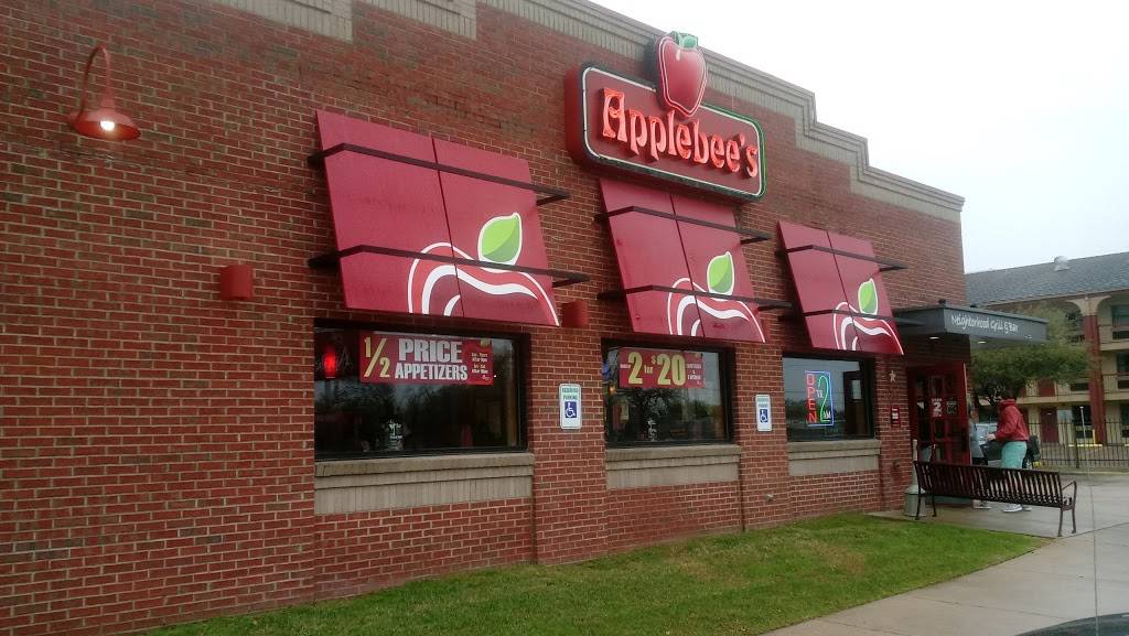 Applebees Grill + Bar | restaurant | 200 Texas Ave, College Station, TX 77840, USA | 9792603003 OR +1 979-260-3003