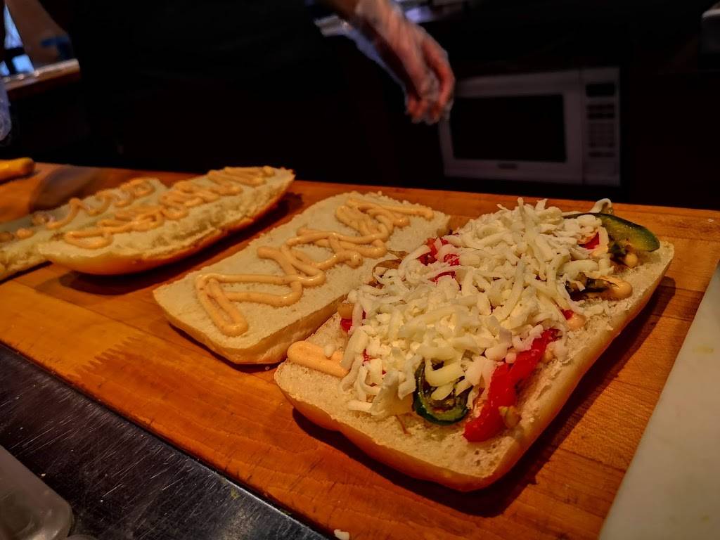 Select Sandwich Corporate Catering | restaurant | 50 Burnhamthorpe Rd W #336, Mississauga, ON L5B 3C2, Canada | 8665675648 OR +1 866-567-5648