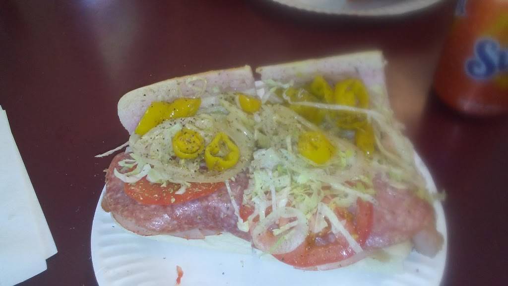 American Hero Subhouse | meal takeaway | 772 Riverside Ave, Lyndhurst, NJ 07071, USA | 2019357393 OR +1 201-935-7393