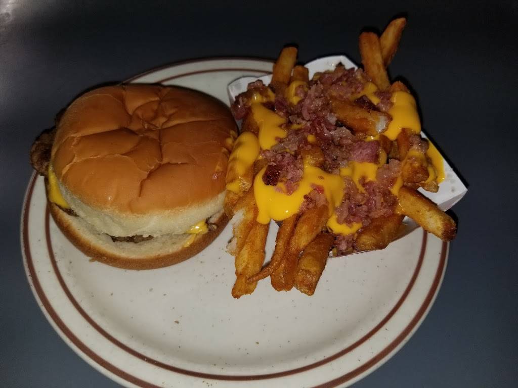 Camo Cafe & Grill Atwood Tennessee | restaurant | 26 Broad St, Atwood, TN 38220, USA | 7316623770 OR +1 731-662-3770