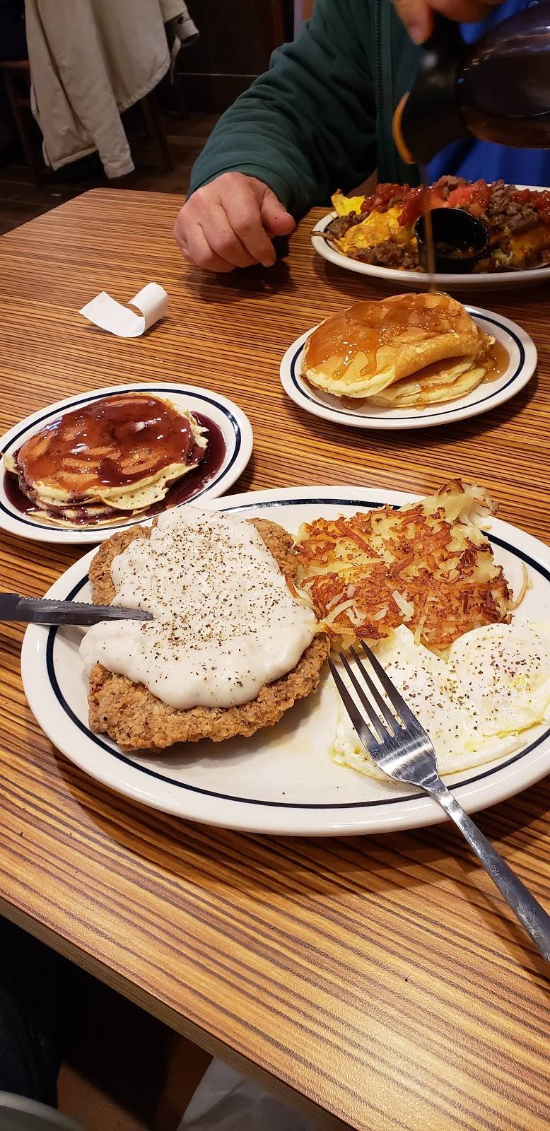 IHOP | restaurant | 3070 Highland Pointe Dr, Owensboro, KY 42303, USA | 2702401444 OR +1 270-240-1444
